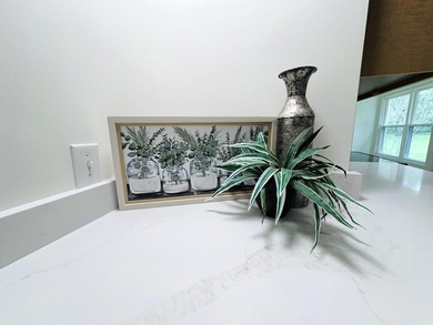 Back on Market due to no fault of the seller! Welcome home to - photo 8