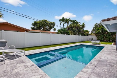 Sought after Coral Ridge Country Club Estates! Oversized 3 bed 3 - photo 17