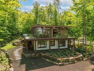 (private lake, pond, creek) Home For Sale in La Conception Quebec