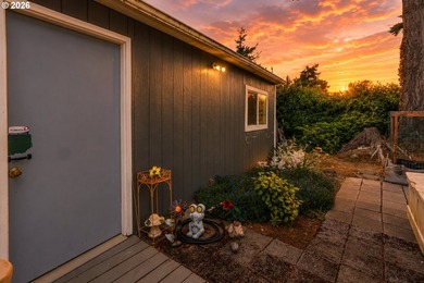 Charming Home in Puerto Vista Mobile Estates is waiting for you - photo 31