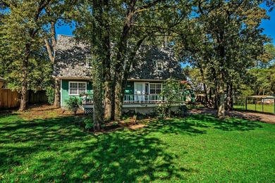 Charming 3-Bed, 2-Bath Lake Texoma Retreat on Two Wooded Lots - photo 34