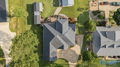 Lakefront living on Weiss Lake at its best. This beautiful 5 - photo 6
