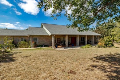 (private lake, pond, creek) Home For Sale in Kerrville Texas