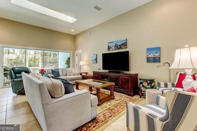 You will love this beautiful, low maintenance home in The - photo 13