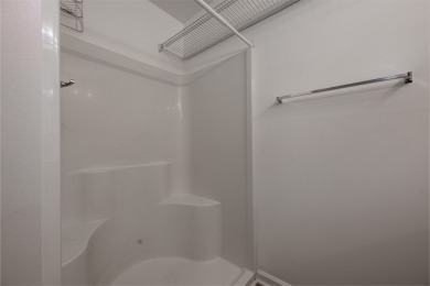 Everything you've been searching for--pasture, mountain views