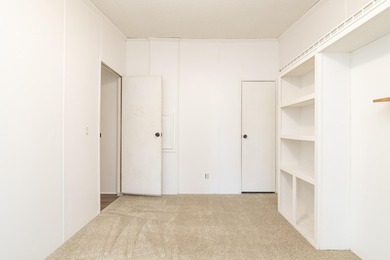 Welcome to this 3 bedroom, 2 bathroom home offering spacious - photo 20