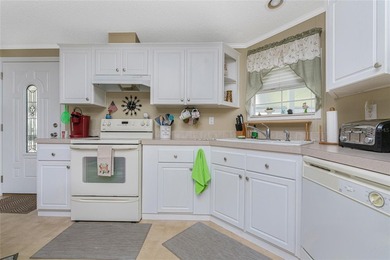 Welcome to your slice of Florida paradise! Located in a peaceful - photo 6