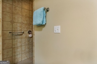 You will love this beautiful, low maintenance home in The - photo 33