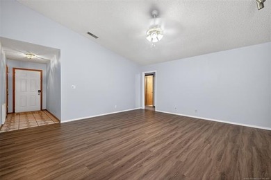 Spacious 4 bedroom homes on 2 + Acres Near Keystone Lake. Enjoy - photo 6