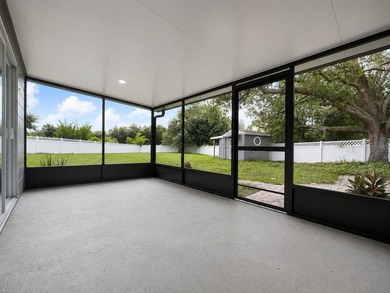 Rare opportunity! Fully renovated home sitting on one of the - photo 8