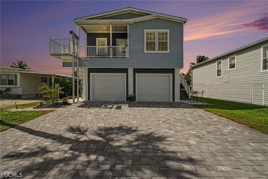 Welcome to your coastal retreat in the highly sought-after 55+ - photo 1