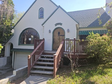 Located on Pacific Terrace and it is just minutes from downtown - photo 1