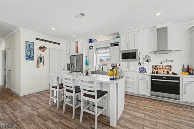 Welcome to your coastal retreat in the highly sought-after 55+ - photo 3