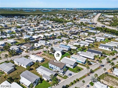 Welcome to your coastal retreat in the highly sought-after 55+ - photo 4