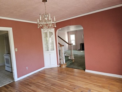 Located on Pacific Terrace and it is just minutes from downtown - photo 4