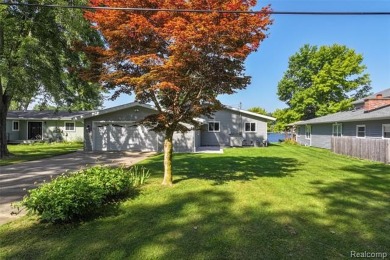 Lake Home For Sale in Pinckney, Michigan