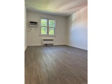 House for sale. Fully finished basement with separate entrance - photo 9