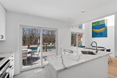 Turnkey Modern Retreat in East Hampton's Northwest Woods - photo 11