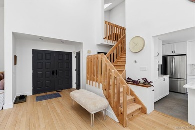 Turnkey Modern Retreat in East Hampton's Northwest Woods - photo 14
