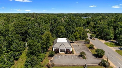 Additional listing photo 4