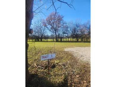 Lake Acreage For Sale in Garden City, Missouri