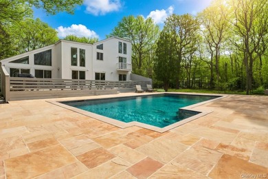 Turnkey Modern Retreat in East Hampton's Northwest Woods - photo 35