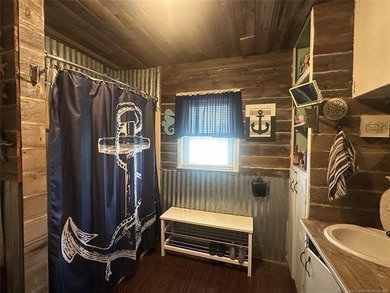Looking for a country home at the edge of town? This 2 bedroom - photo 6