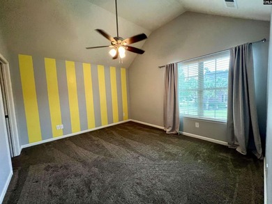 This move in ready home has it all! With bedrooms on every floor - photo 39