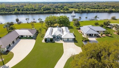 Experience fantastic waterfront living in Riverbend Estates, one - photo 1