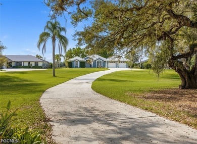 Experience fantastic waterfront living in Riverbend Estates, one - photo 2