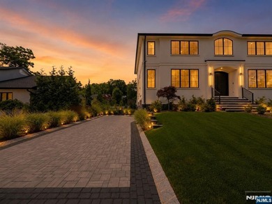 Welcome to 14 Allison Drive in Englewood Cliffs, a recently - photo 3
