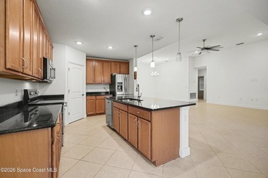 5 bed + 1 / 3 Bathroom. MOTIVATED SELLER! Welcome to this - photo 11