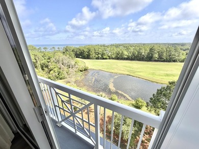 Beautifully perched on the seventh floor, this light and airy - photo 19