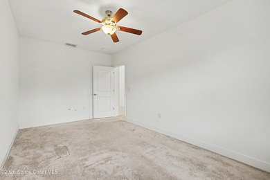 5 bed + 1 / 3 Bathroom. MOTIVATED SELLER! Welcome to this - photo 23