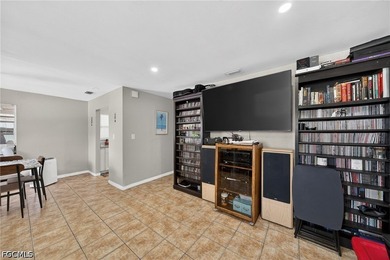 Investor Special in Historic Franklin Park! Concrete block - photo 5