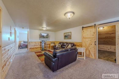 This Attractive Home is Beautifully Updated, Remodeled and Ready - photo 27