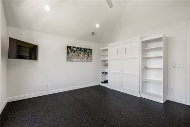Few properties possess the setting, presence, and lifestyle to - photo 30