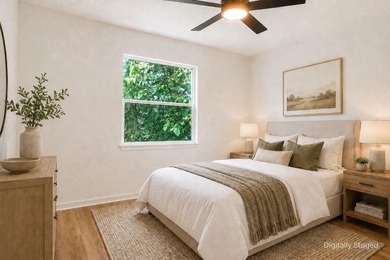 Welcome to this beautifully fully renovated, move-in-ready - photo 32
