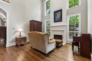 Welcome to this beautifully appointed 5-bedroom, 4-bath - photo 7