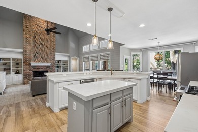 Welcome to this beautifully appointed 5-bedroom, 4-bath - photo 8
