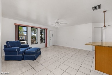 Welcome to your dream home in Bokeelia! Waterfront canal home - photo 6