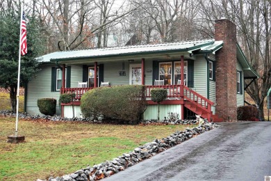 Lake Barkley Home For Sale in Cadiz Kentucky