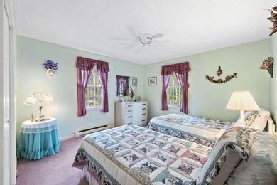Almost 1900 sq' with 4 bedrooms (2 on the first floor) and 3 - photo 15