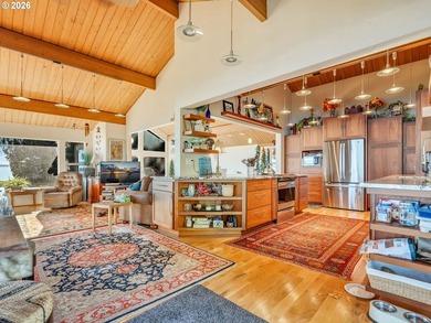 This is not just a private retreat being offered-it is a luxury - photo 17