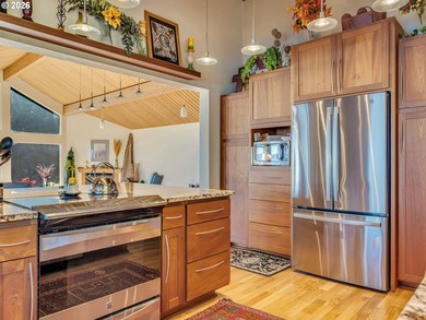 This is not just a private retreat being offered-it is a luxury - photo 26