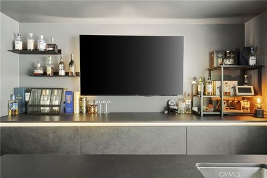 Welcome to 411 Woodcliffe Road, a truly exceptional residence - photo 9