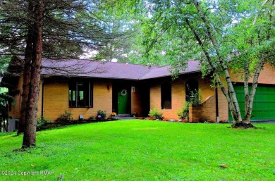 Lake Home For Sale in Kunkletown, Pennsylvania