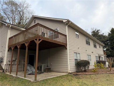 Rents scheduled to increase on this amazing tri-plex investment