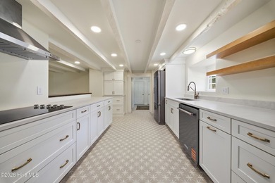 Gracefully positioned along the quiet shores of the Albemarle - photo 11