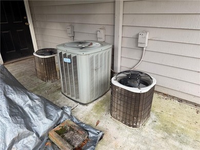 Rents scheduled to increase on this amazing tri-plex investment